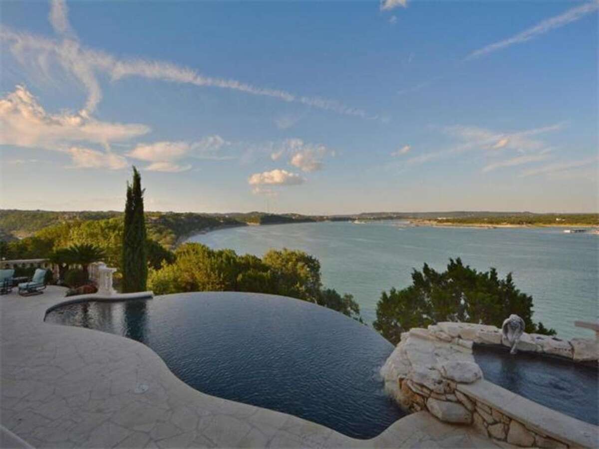 12 awesome waterfront homes in Texas that you can buy now