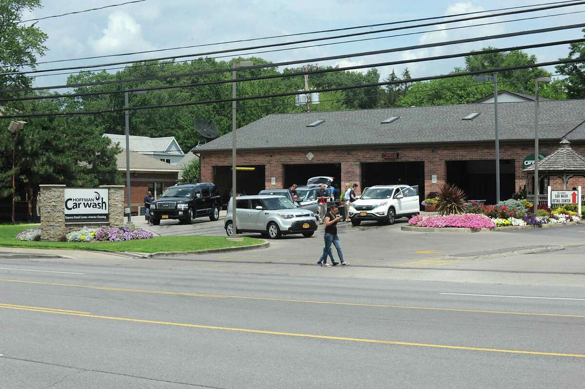 Hoffman's Car Wash caught in credit data hack