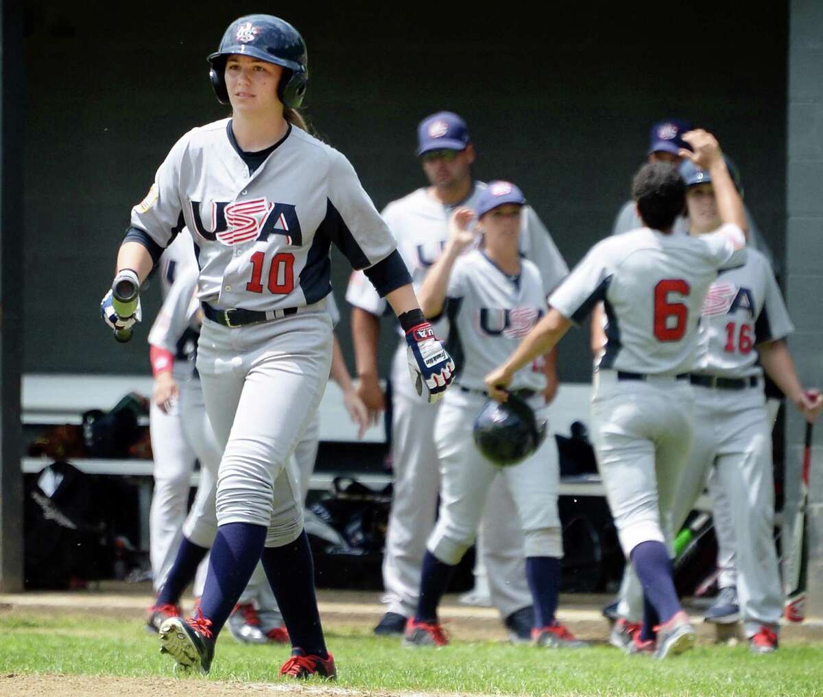 Usa Women S Baseball Team Making Name For Sport