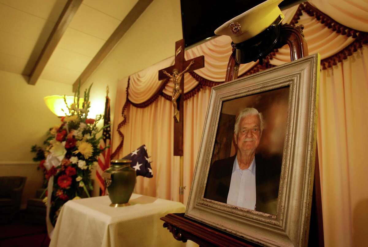 Wife stranded in desert was prepared to die next to husband