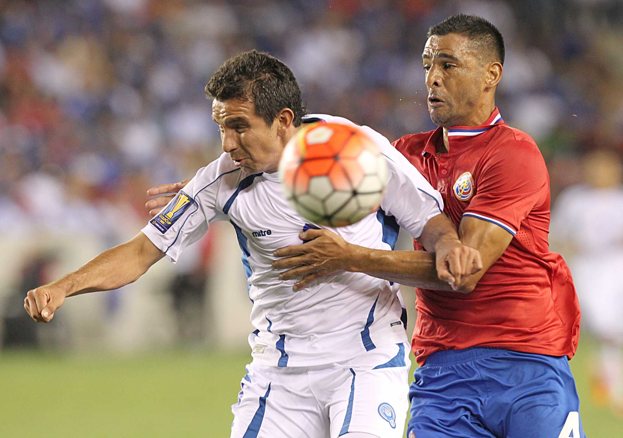 El Salvador, Costa Rica battle to draw