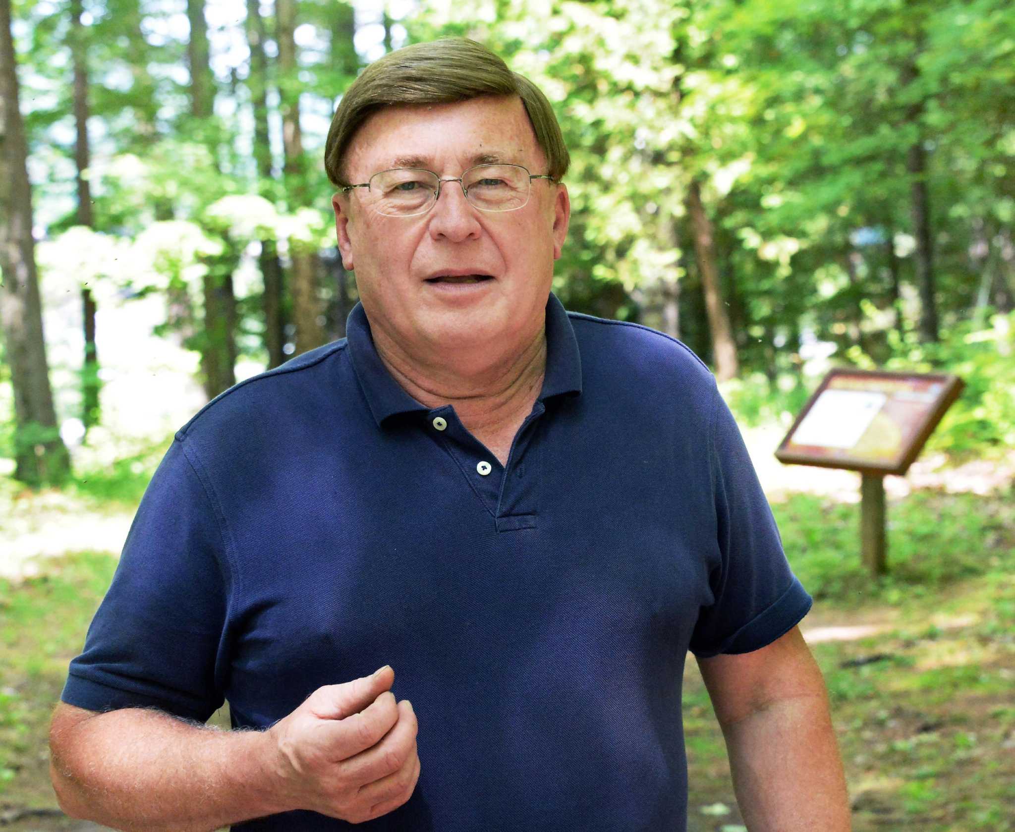 David Starbuck leads archeological dig in Lake