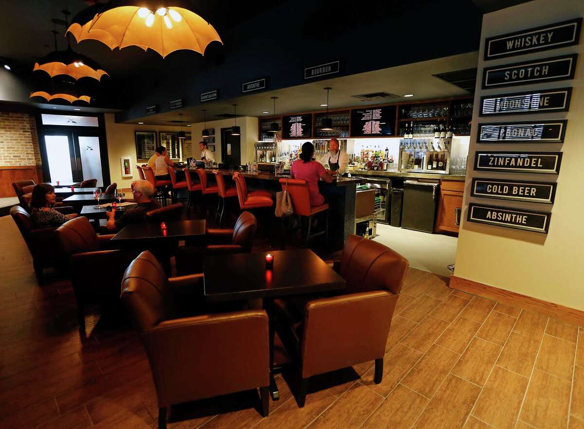 Gallery Furniture showroom takes design cues from animal kingdom