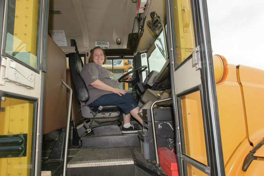 Pearland Isd Bucks Trend For Bus Driver Shortage Houston Chronicle