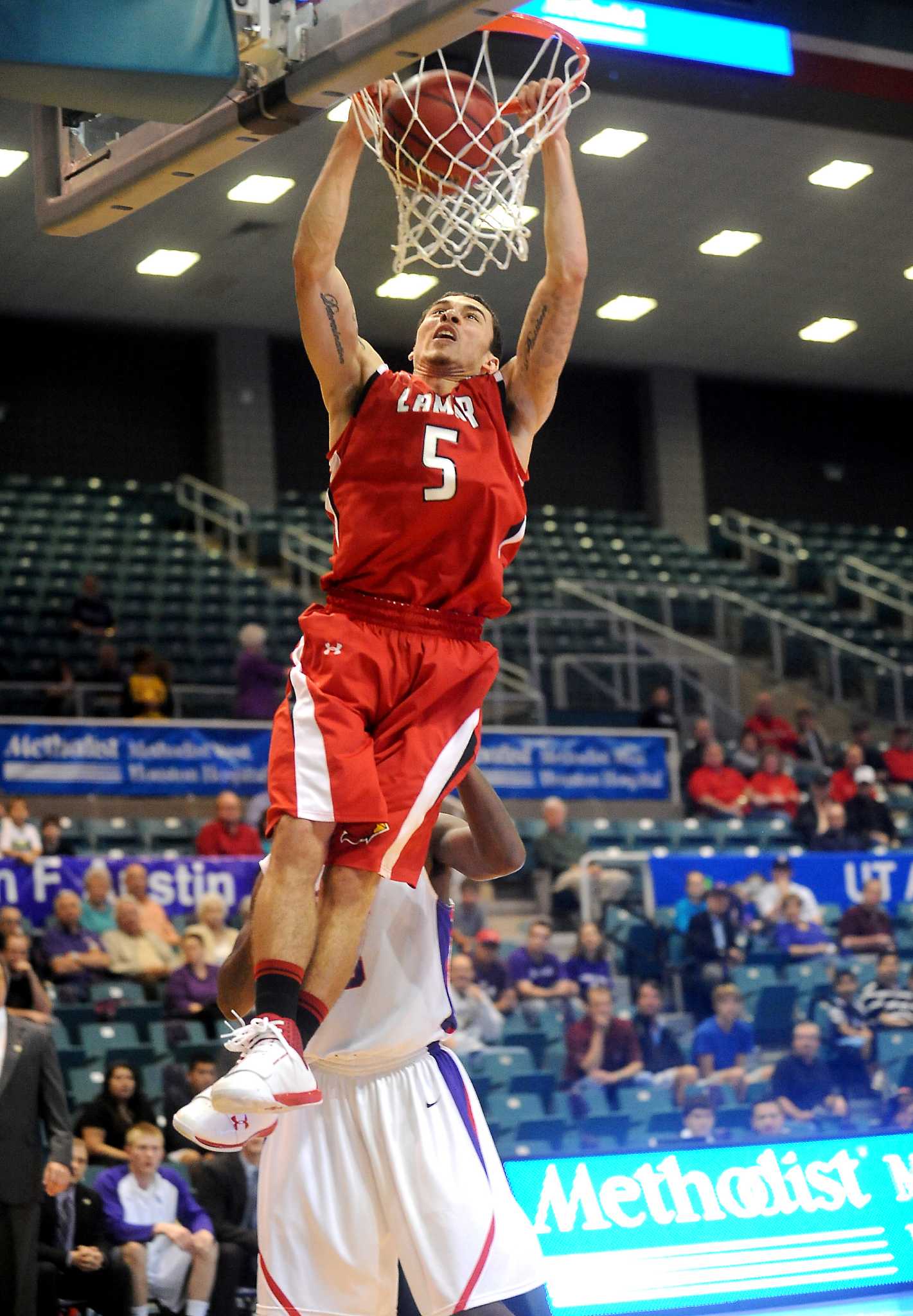 Ex Lamar Star Mike James Making Most Of Nba Opportunity