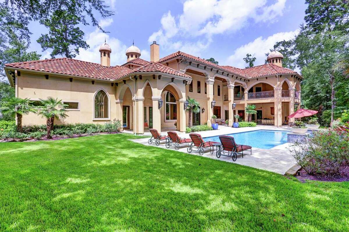 Extraordinary mansions in Houston's suburbs