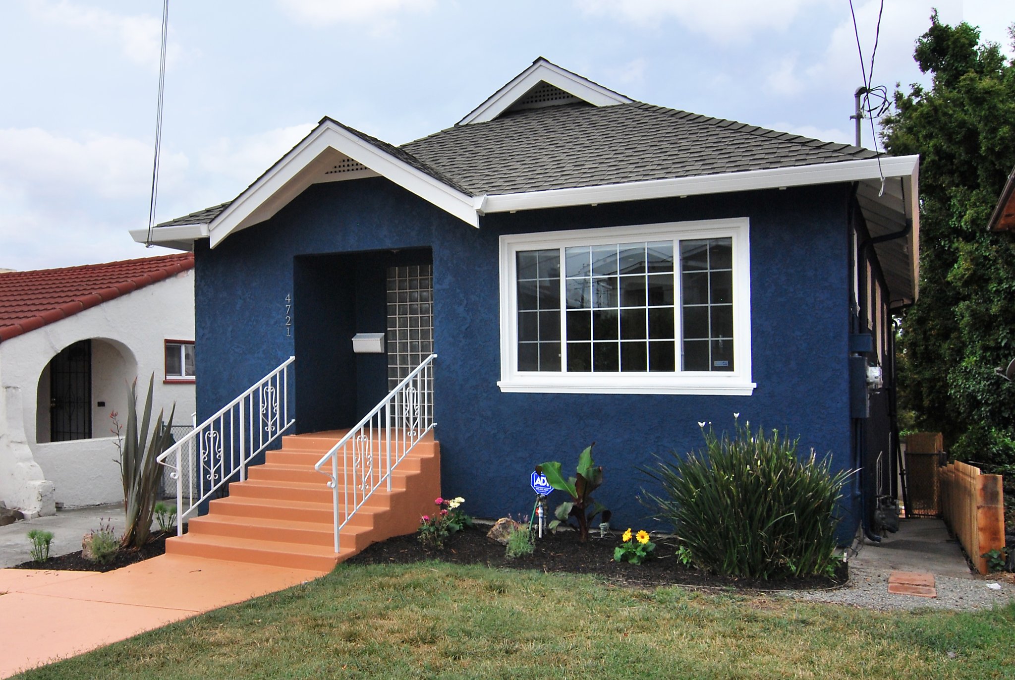 Fivebedroom in Oakland’s Maxwell Park open Sunday