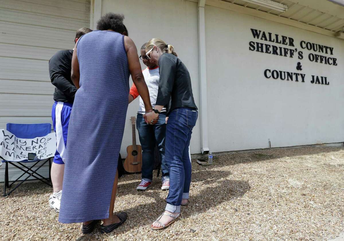 In Waller County, questions surround death of jail inmate