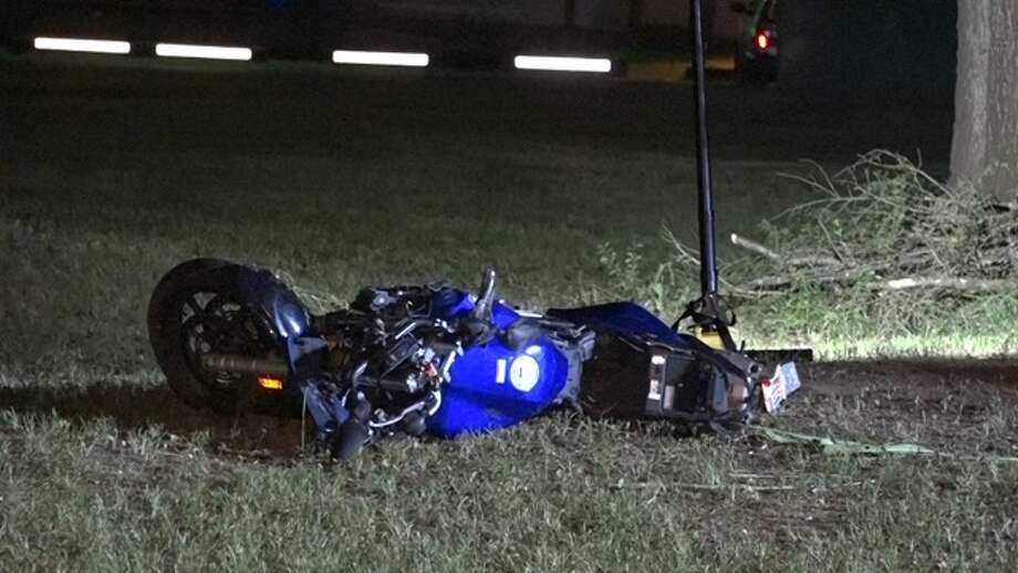 Motorcyclist killed in high-speed accident in Montgomery County