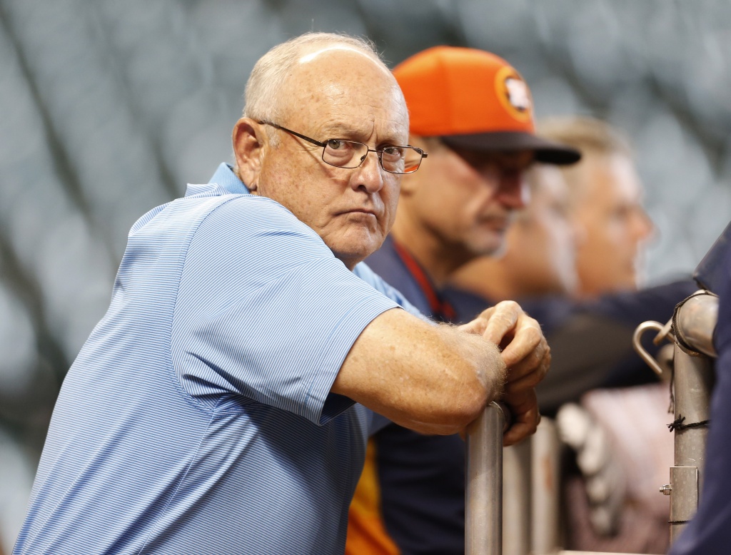 As Astros Win Streak Grows, Fair-Weather Fans Join The Bandwagon