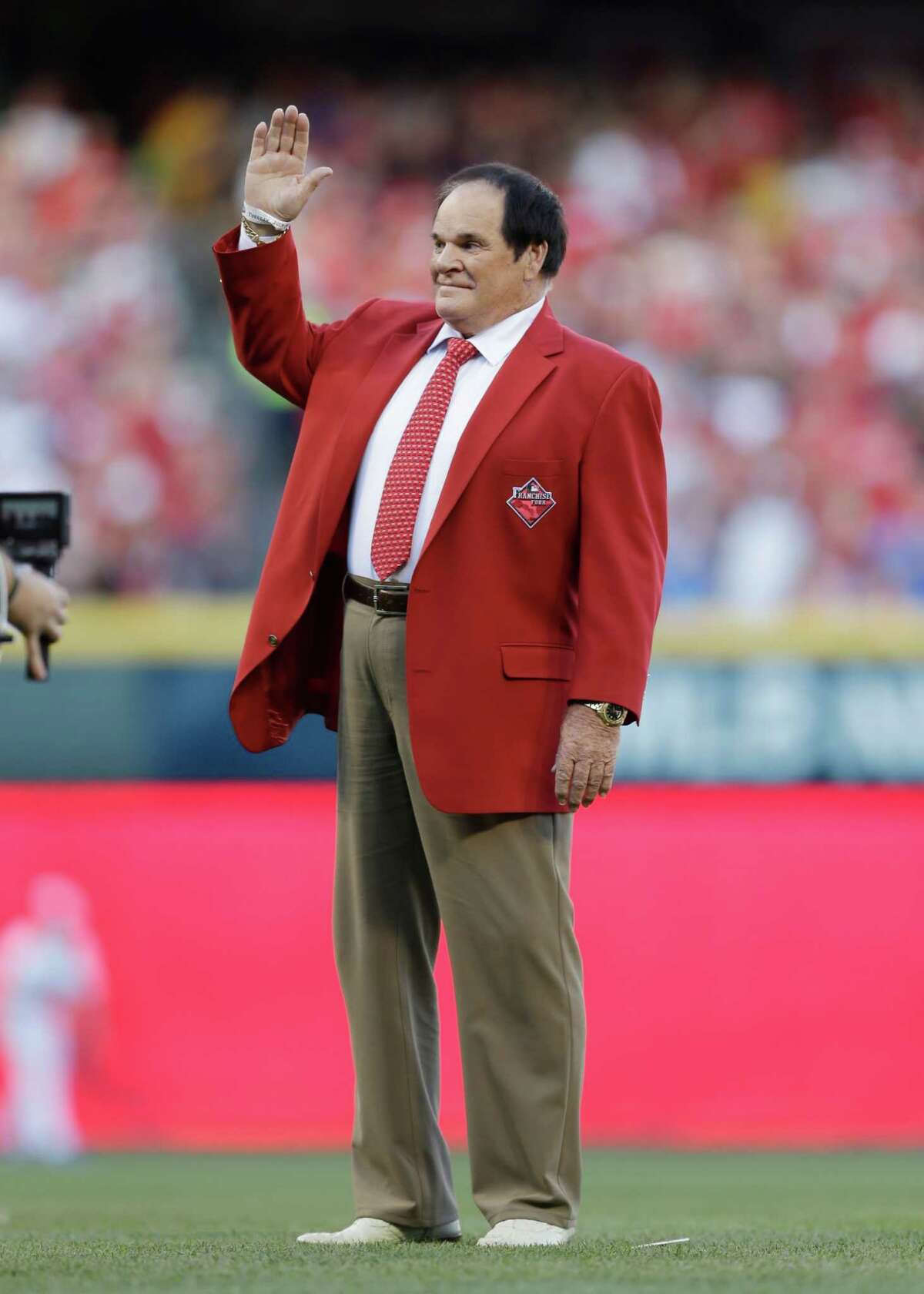 Pete Rose before the MLB All-Star baseball game, Tuesday, July 14, 2015, in Cincinnati. (AP Photo/Jeff Roberson)