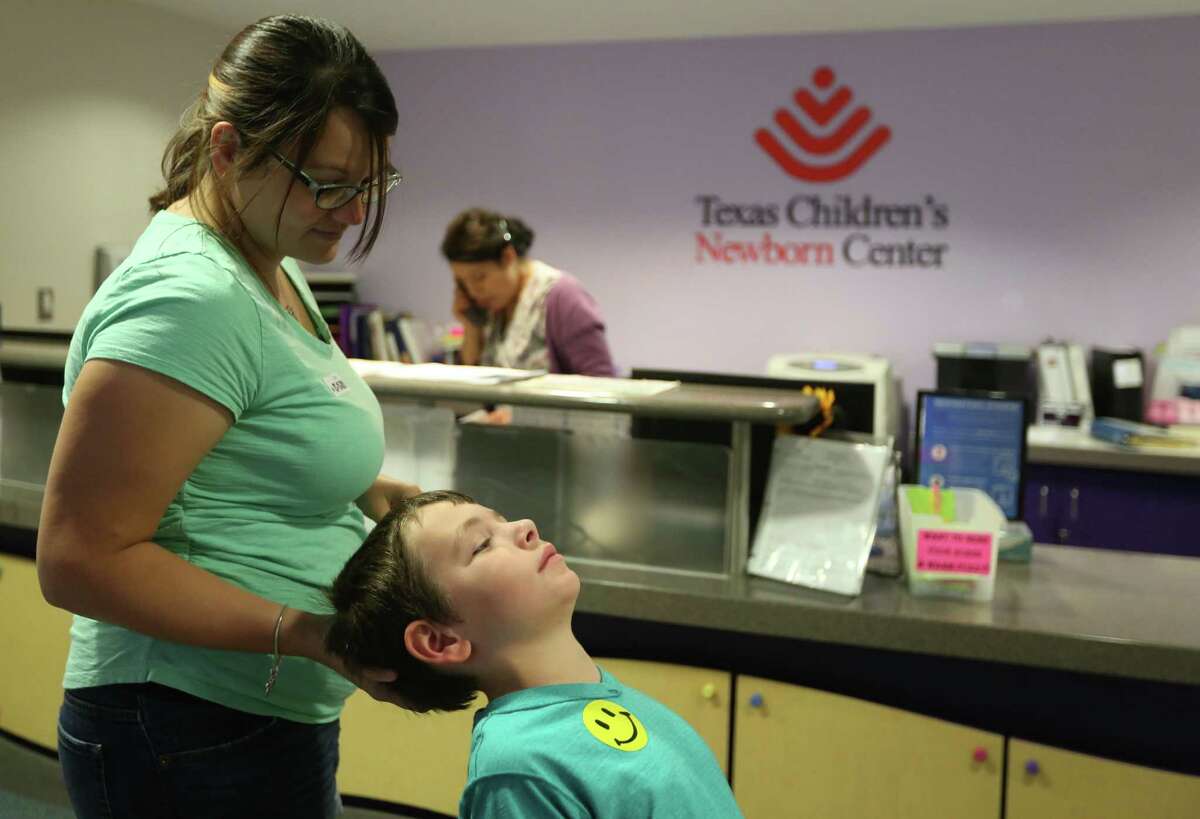 >>>Check out the latest disease trends for Houston in 2019. ( Mayra Beltran / Houston Chronicle )