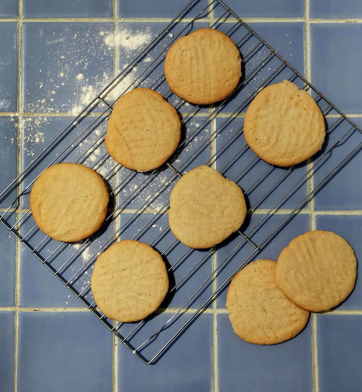 With nutmeg, recipe takes the tea cake