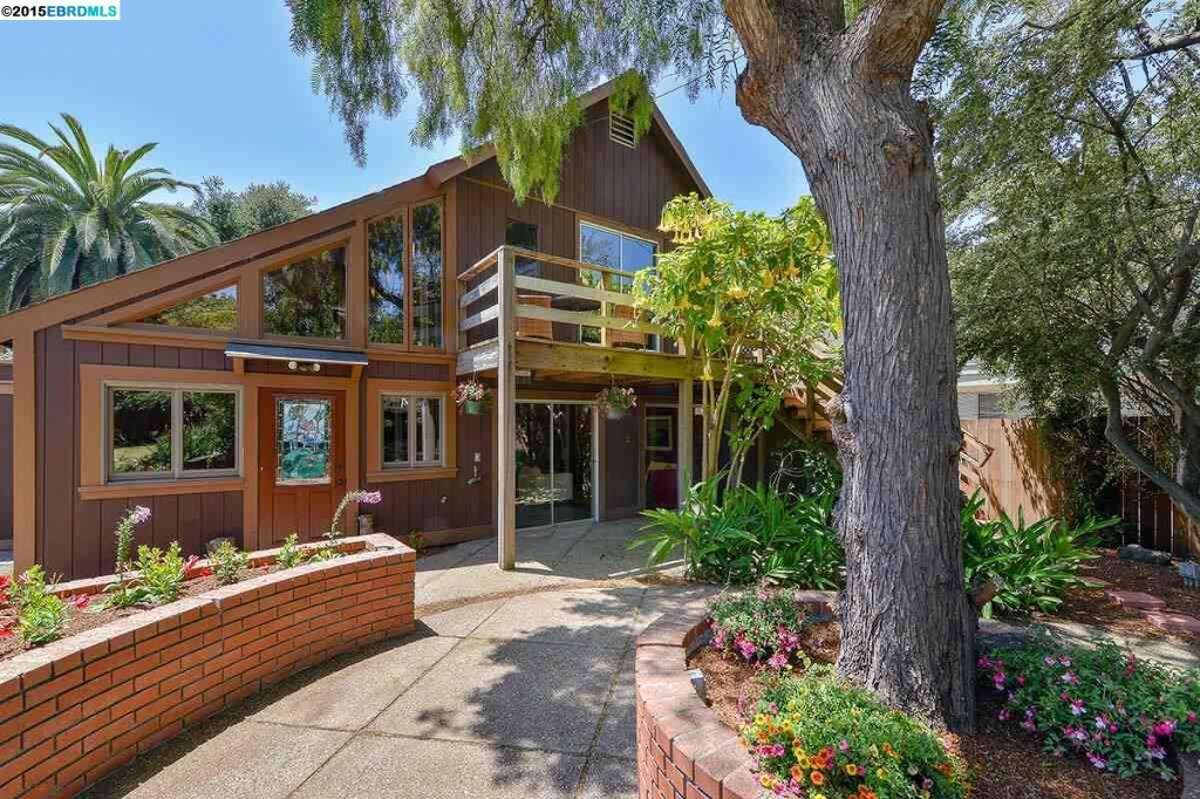 Whoopi Goldberg's Berkeley home sells for $2.025M