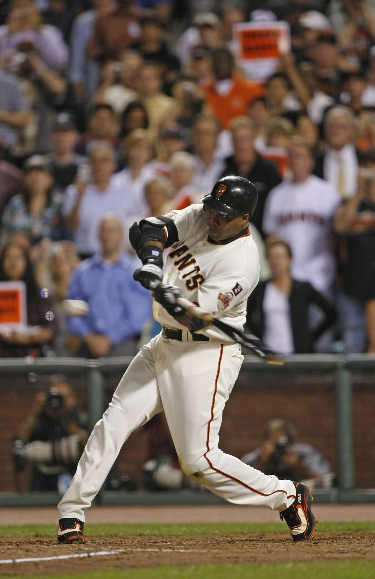 Barry Bonds takes his final at bat - a pop out - and then leaves the field for the last time in the 6th inning as he plays his final game at AT&T Park as a San Francisco Giant in game against San Diego Padres. Photographed in San Francisco on 9/26/07. Deanne Fitzmaurice / The Chronicle