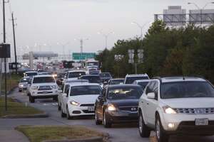 Crash snarls traffic in west Houston
