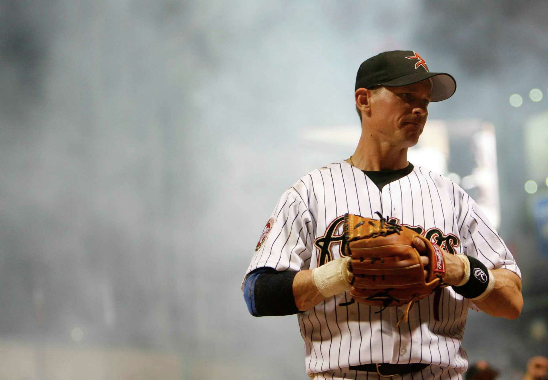 Craig Biggio's road to Cooperstown paved with pine tar and grit