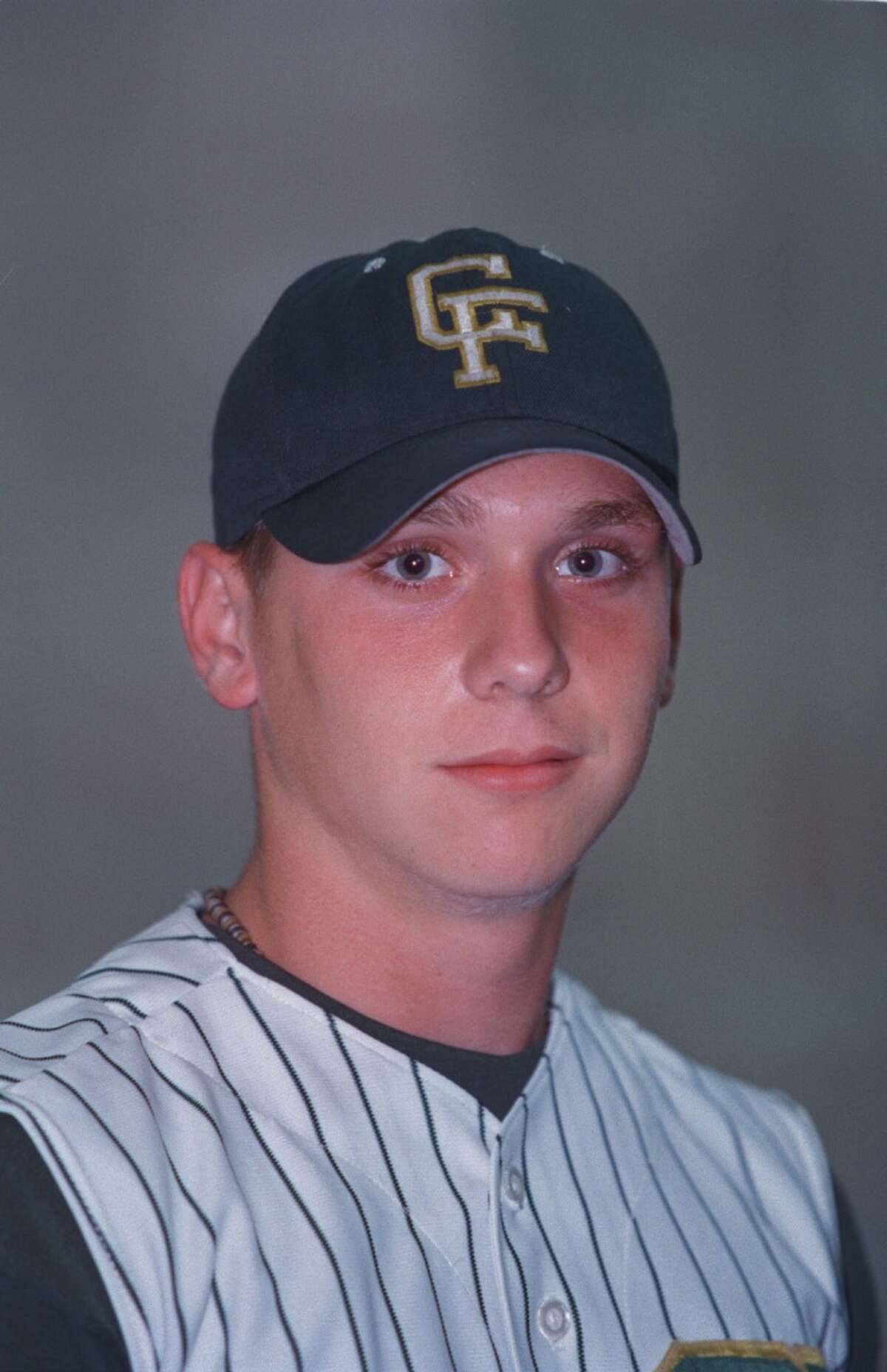 P - Scott Kazmir, Cy Falls posed in the track/ indoor practice facility at the University of Houston Tuesday June 5, 2001. HOUCHRON CAPTION (06/10/2001) (03/28/2002): Kazmir.