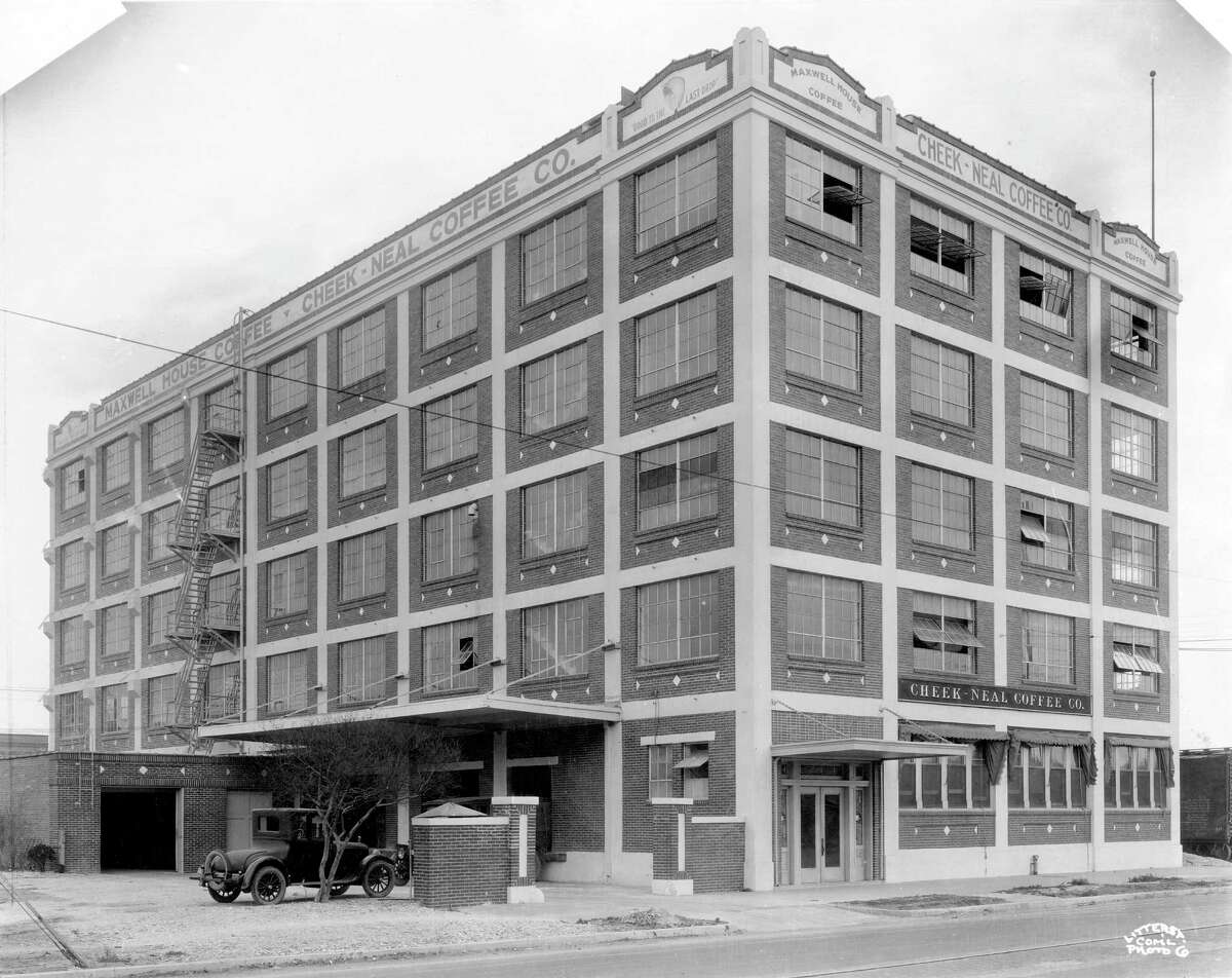 A historic photo of the Cheek-Neal Coffee building at 2017 Preston. (Houston Metropolitan Research Center, Houston Public Library)