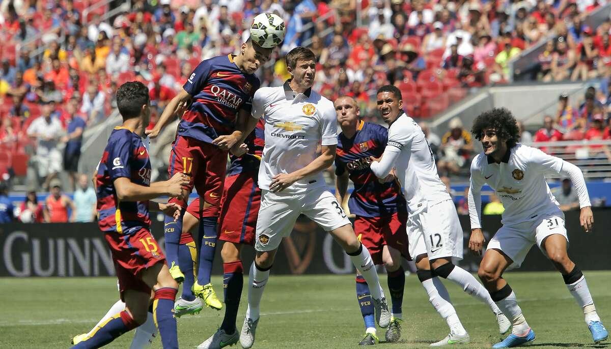Manchester United upends Barcelona 3-1 in Levi's friendly