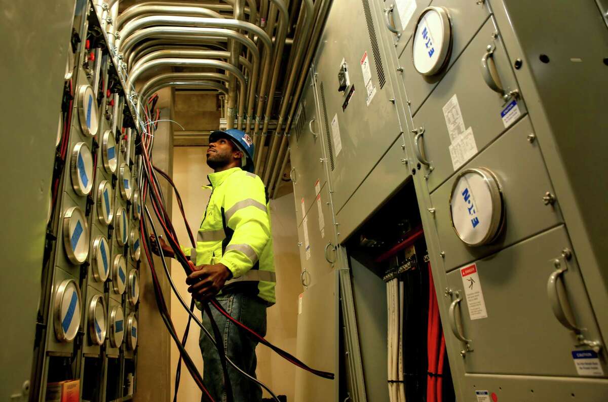 Infighting ties up millions in BayviewHunters Point grants