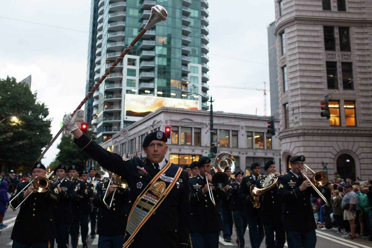 Seafair Torchlight Parade, 2015