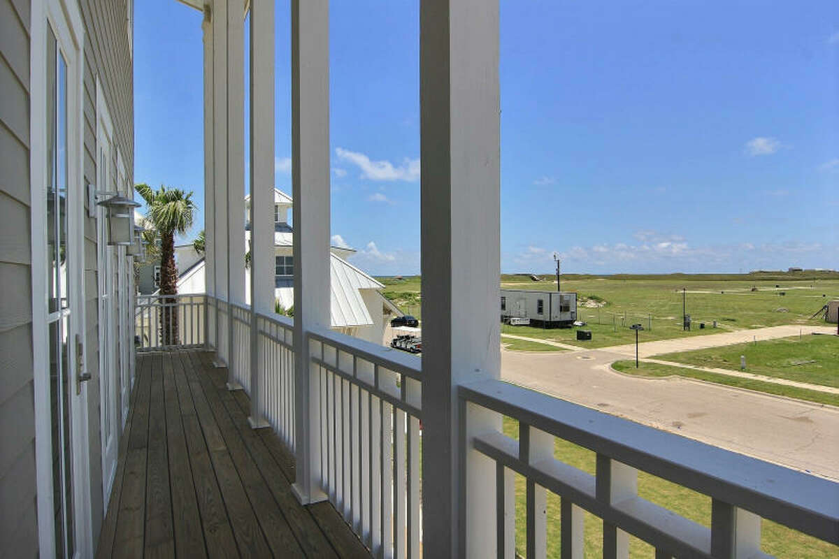 Coastal beach homes for sale in Texas