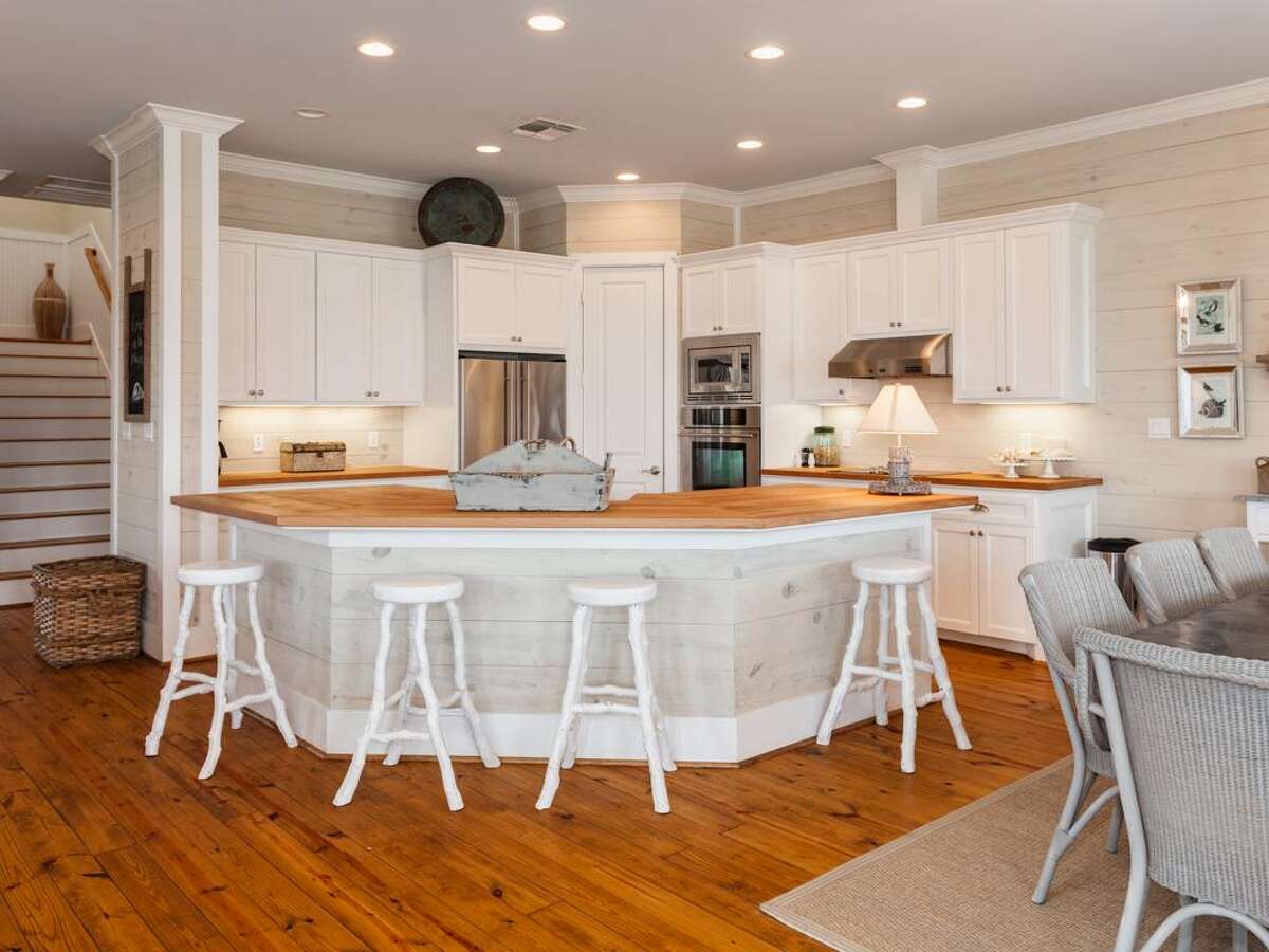 Coastal beach homes for sale in Texas