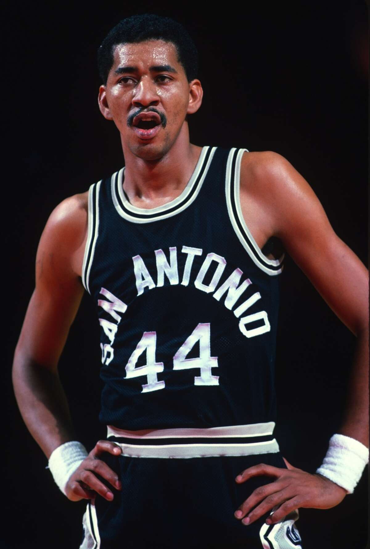 Spurs to honor Hall of Famer Gervin with 'Iceman Night'