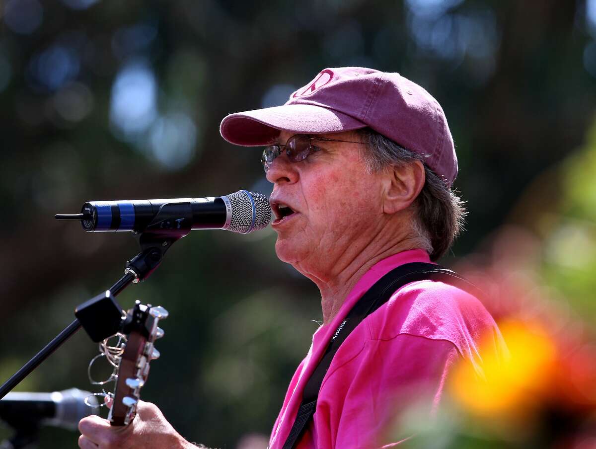 Country Joe McDonald, shown here at the 40th anniversary Summer of Love concert in 2007, will be giving a free concert at Todos Santos Plaza, Willow Pass road at Grant St., in Concord on Tuesday, July 1st.