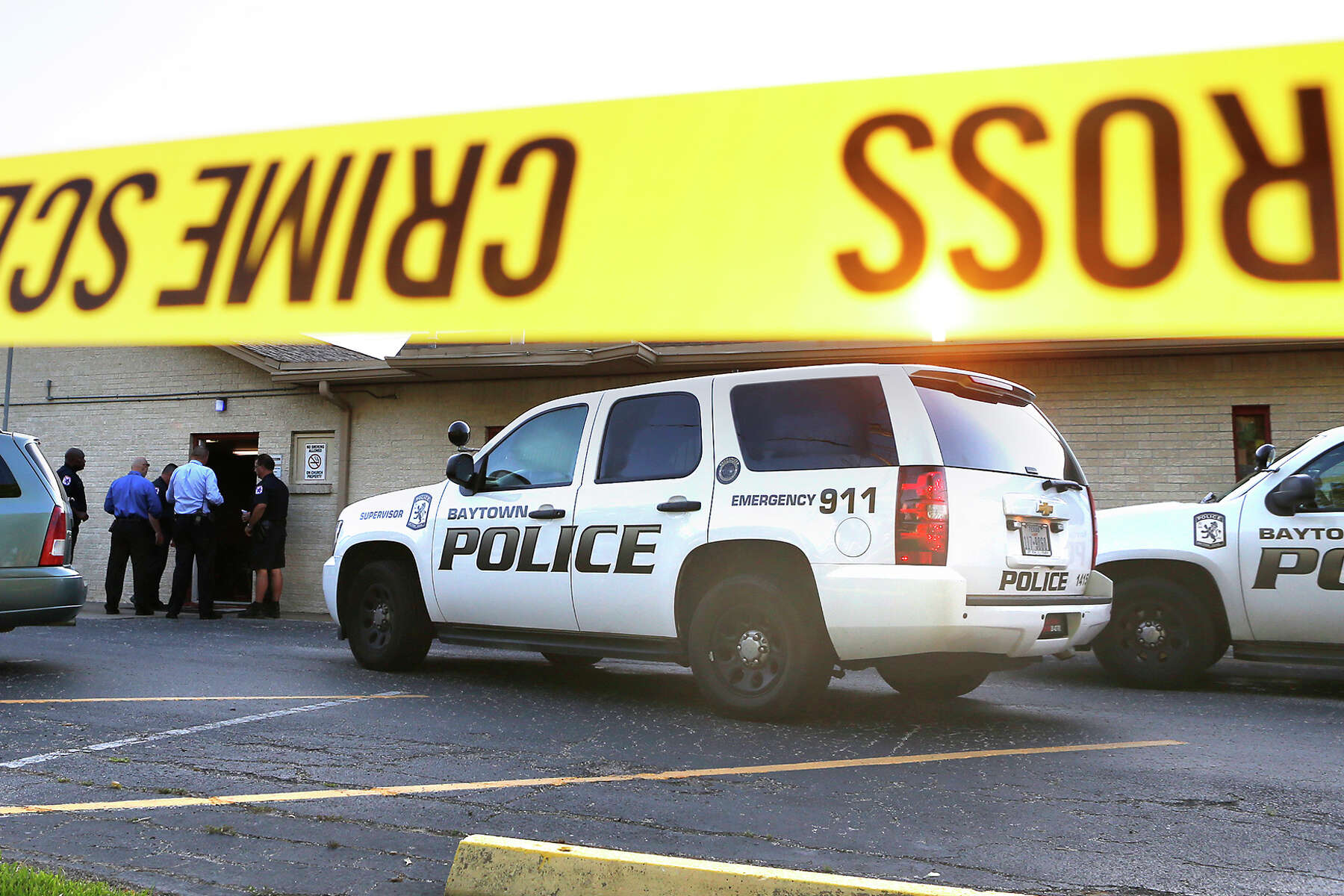 How much new police officers make in the Houston area