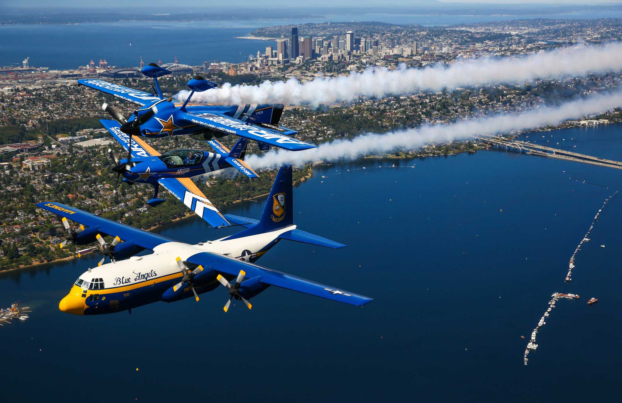 Seafair airplanes, Blue Angels take to Seattle skies