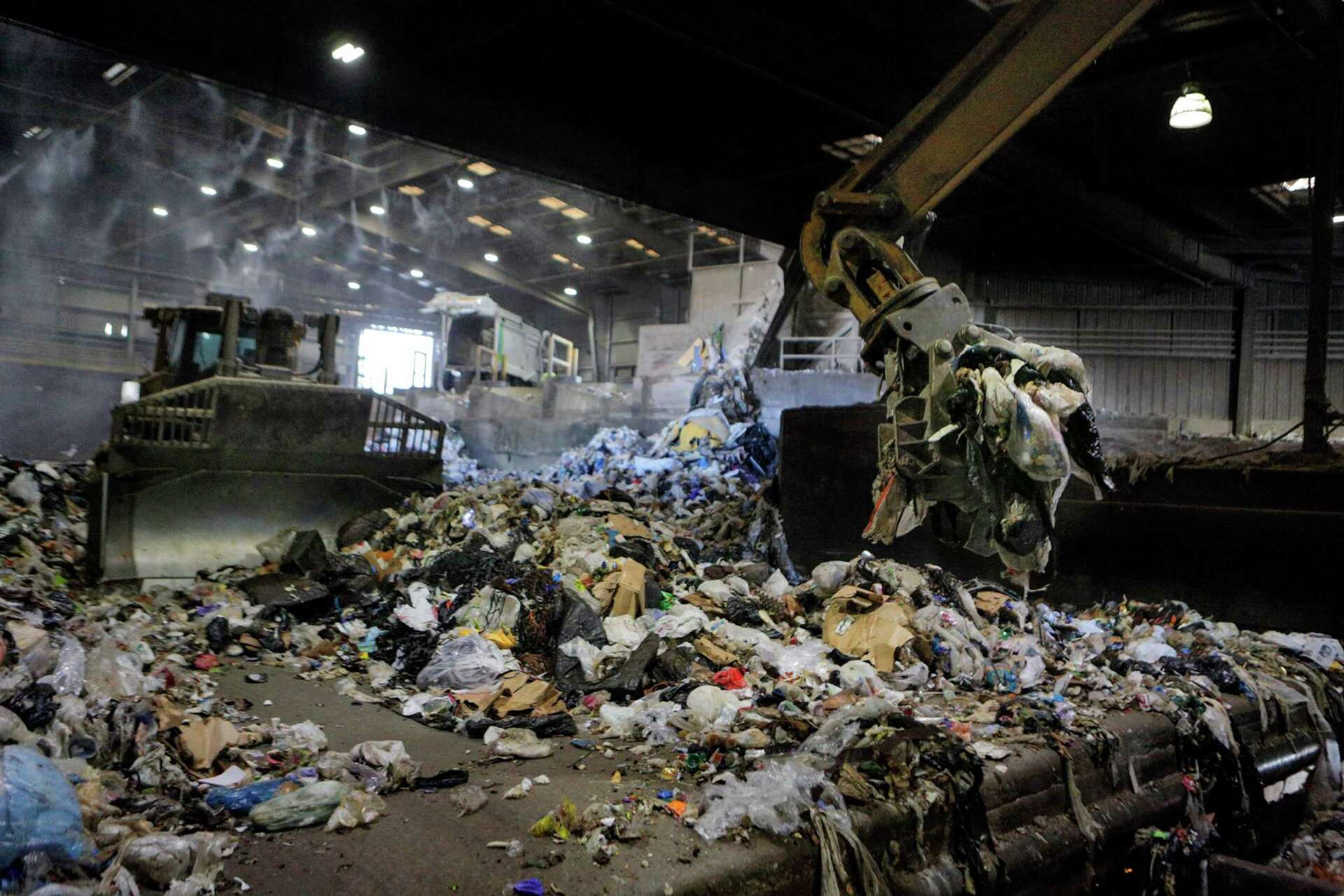 S.F. garbage-dumping contract ignites legal fight