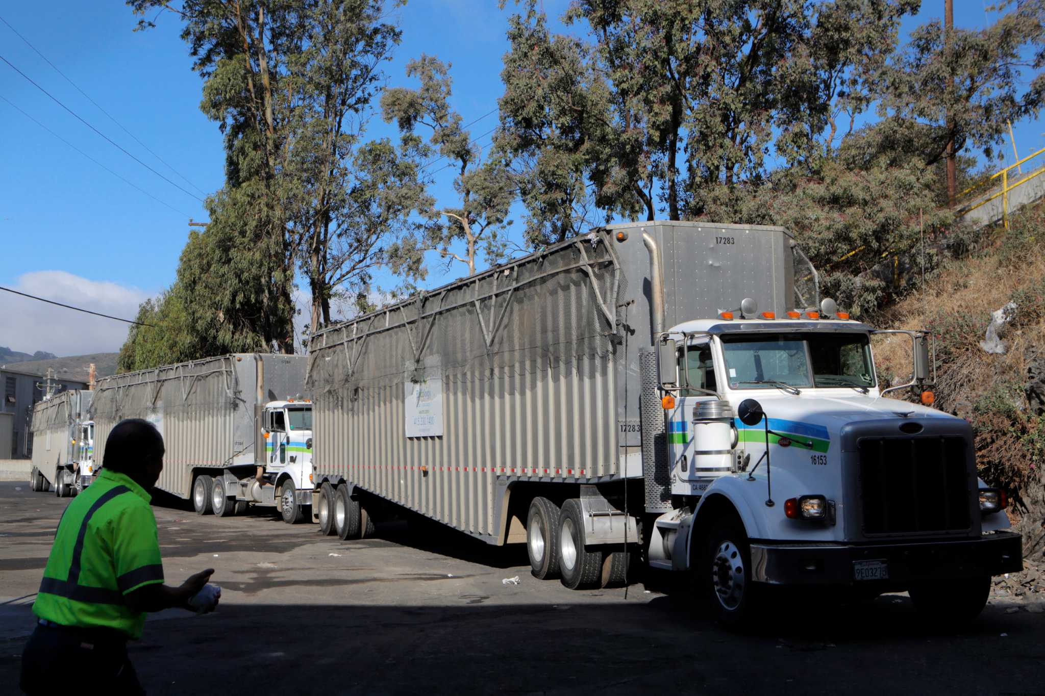 S.F. garbage-dumping contract ignites legal fight