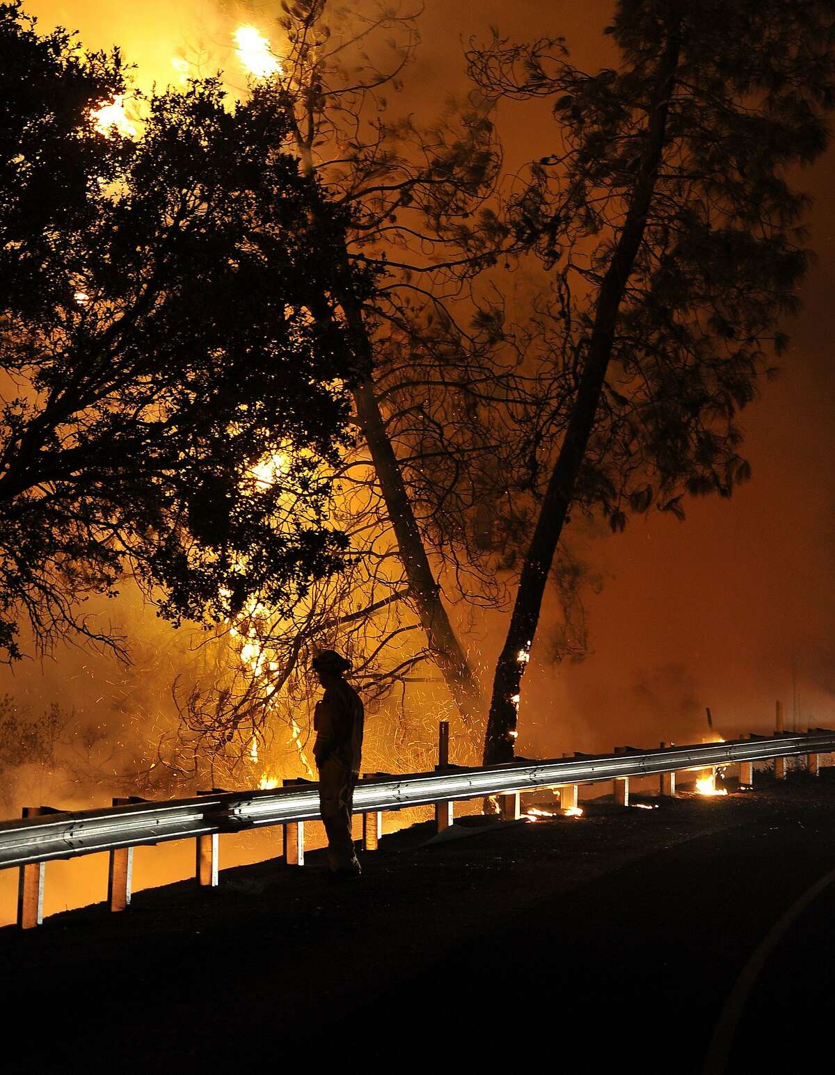 Clear Lake wildfire spreads to 71 square miles as other blazes rage