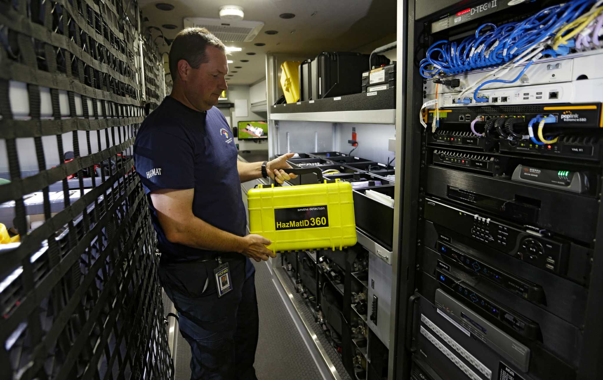 Harris County to be first in nation with publicsafety broadband network