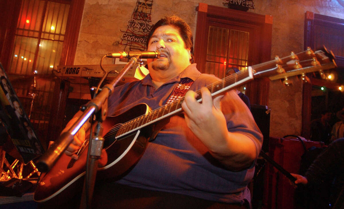 Grupo Mazz frontman Jimmy Gonzalez died in a San Antonio hospital Wednesday morning, according to multiple reports.