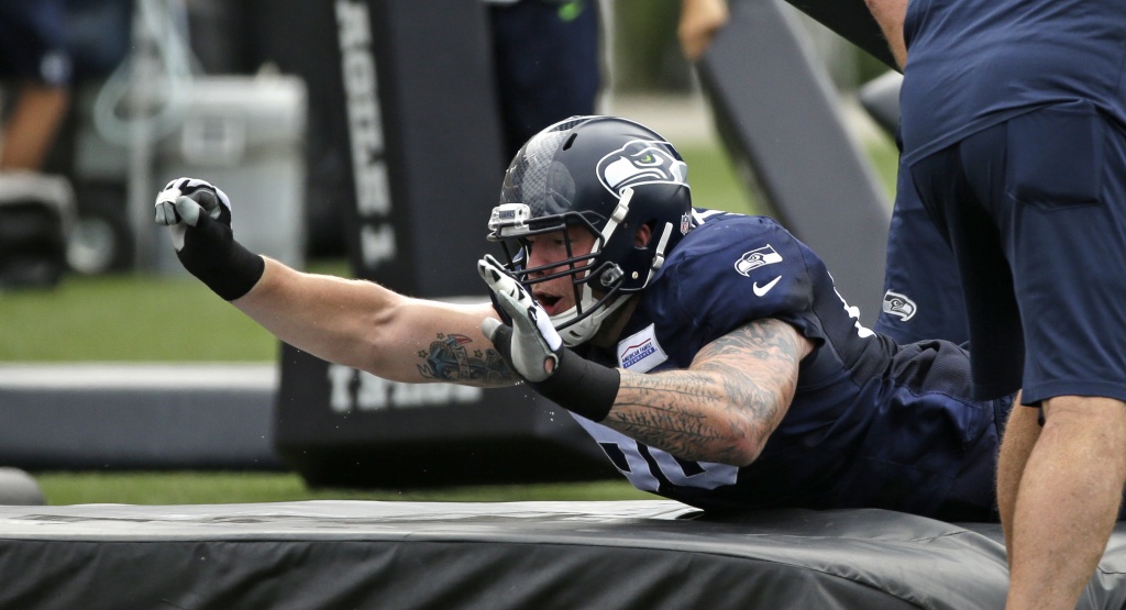 Seahawks moving Britt to center on reshuffled O-line