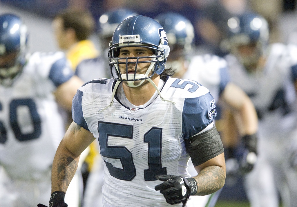 Lofa Tatupu will always be my favorite Seahawk.  Seattle seahawks  football, Seahawks players, Seattle sports