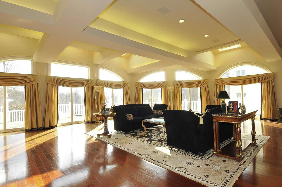 50 Cent's Mansion Finally Sold at a Huge Discount. What Took So Long?