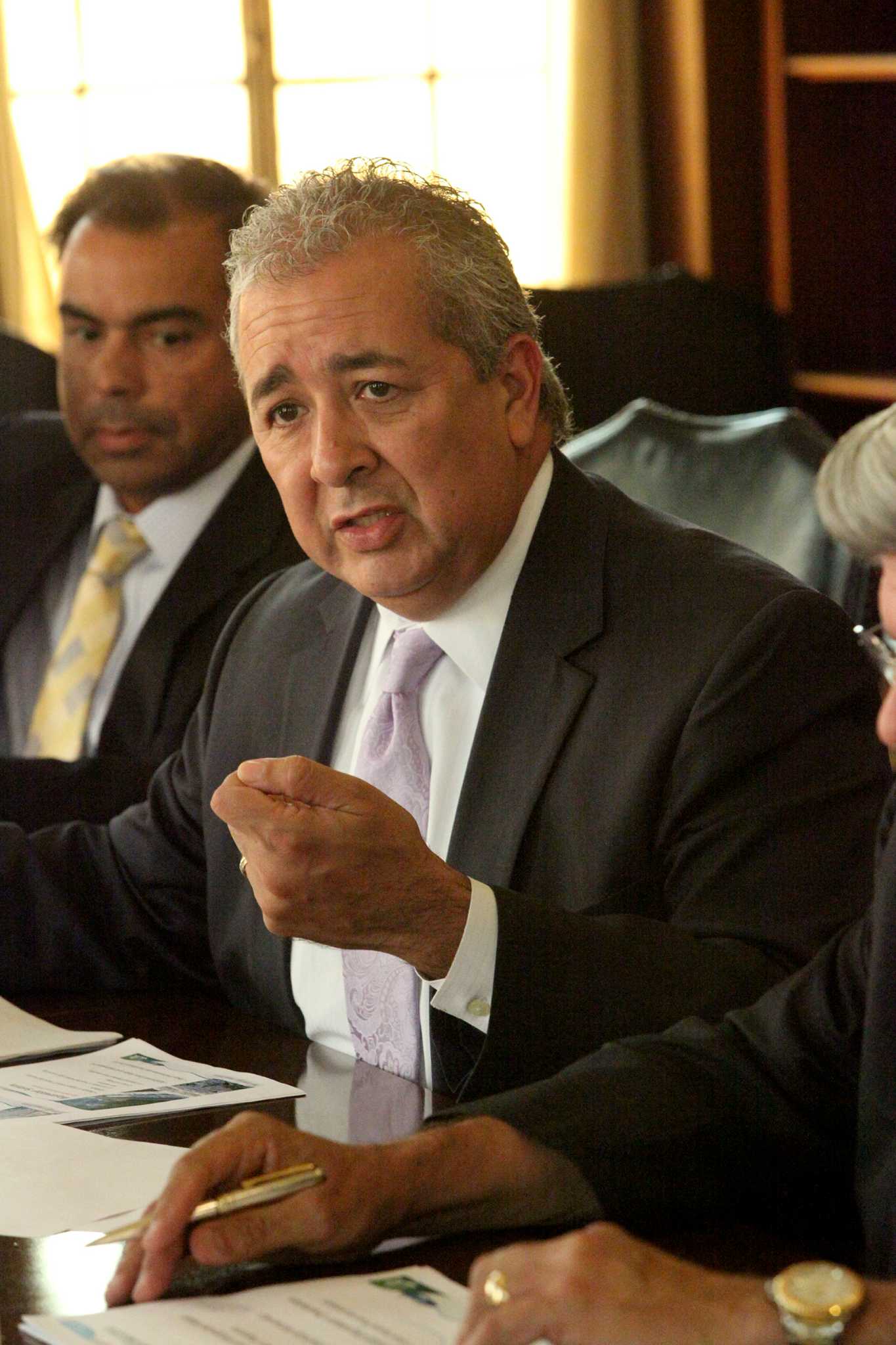 SAWS CEO gets another raise, bonus