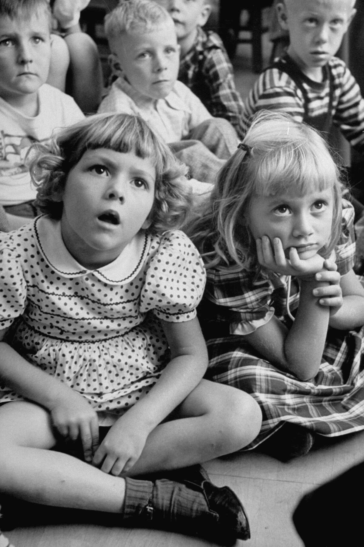 vintage-first-day-of-school-photos