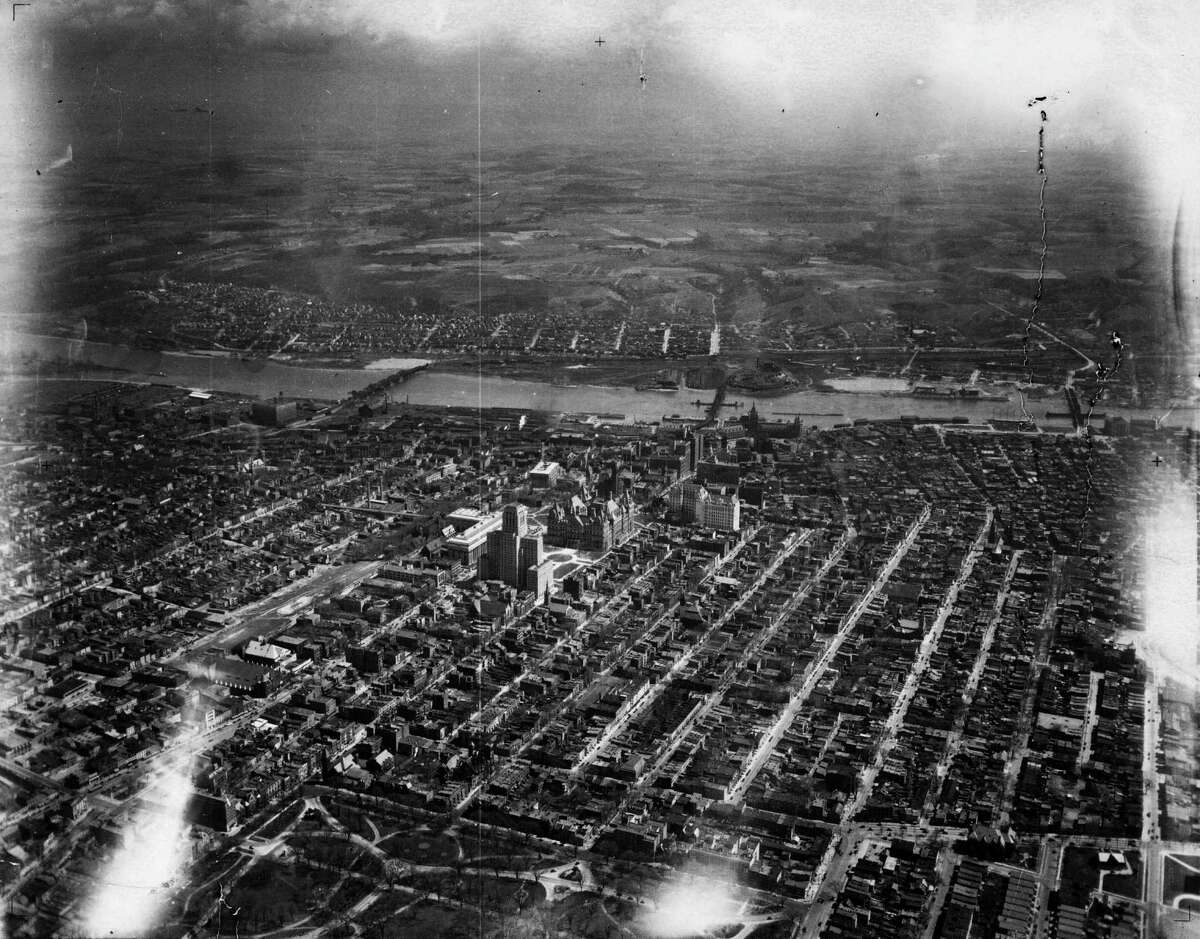 Photos Historic Albany from the air