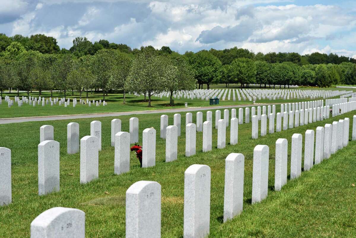 Veterans cemetery offers info for burials, benefits