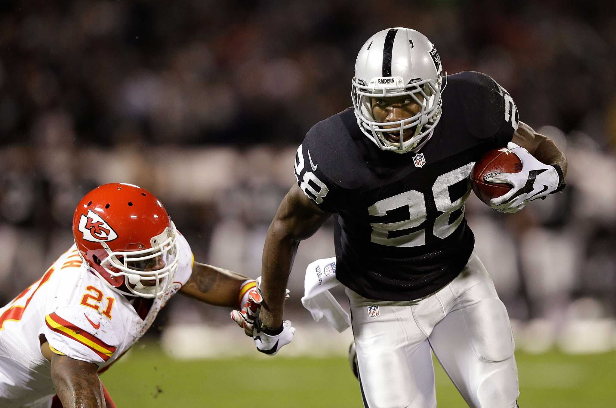 Latavius Murray looks ready to become Raiders' top back.