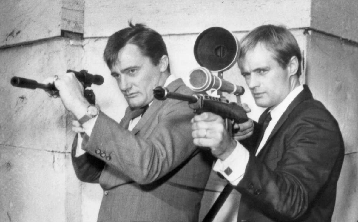 Robert Vaughn (left) as Napoleon Solo and David McCallum as Illya Kuryakin brought brainy heroes to the TV screen in “The Man From U.N.C.L.E.”