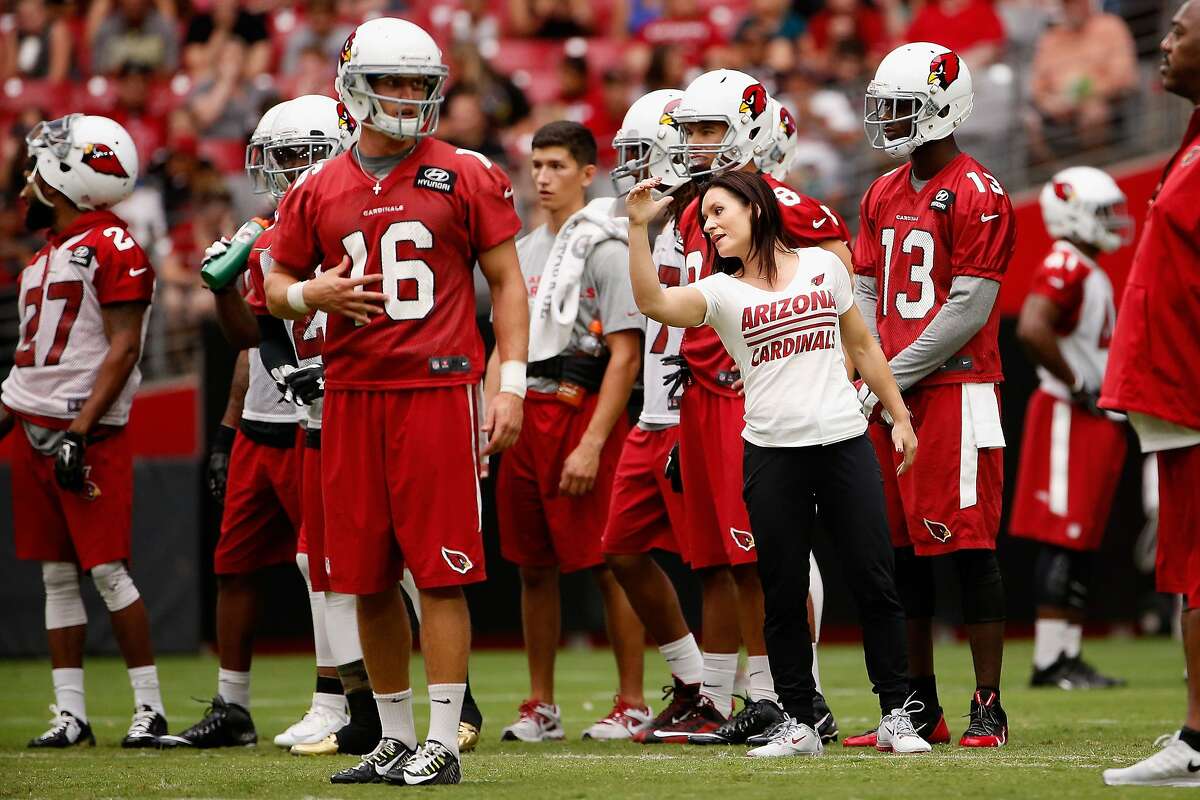 GLENDALE, AZ - AUGUST 02: Intern linebacker coach Jen Welter of the Arizona Cardinals works with players during the team training camp at University of Phoenix Stadium on August 2, 2015 in Glendale, Arizona. (Photo by Christian Petersen/Getty Images)