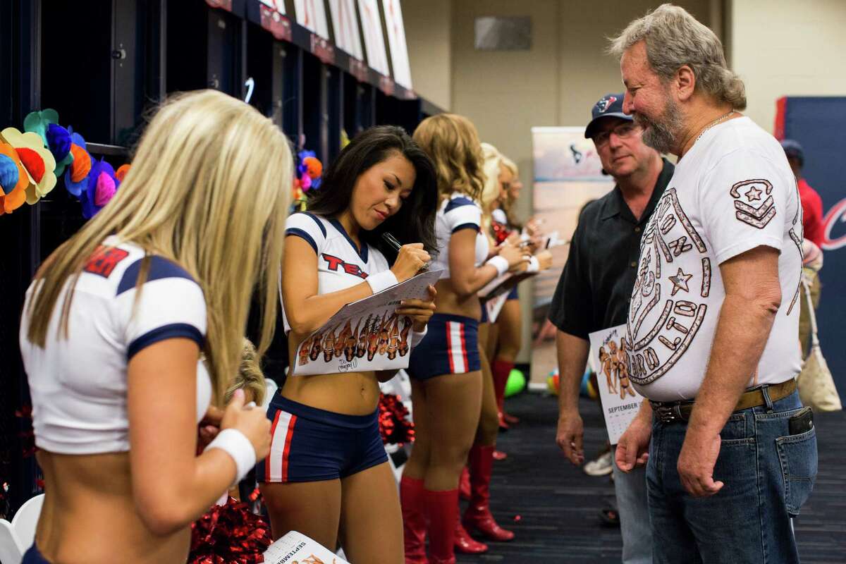 PHOTOS: Houston Texans cheerleaders unveil brand new calendar