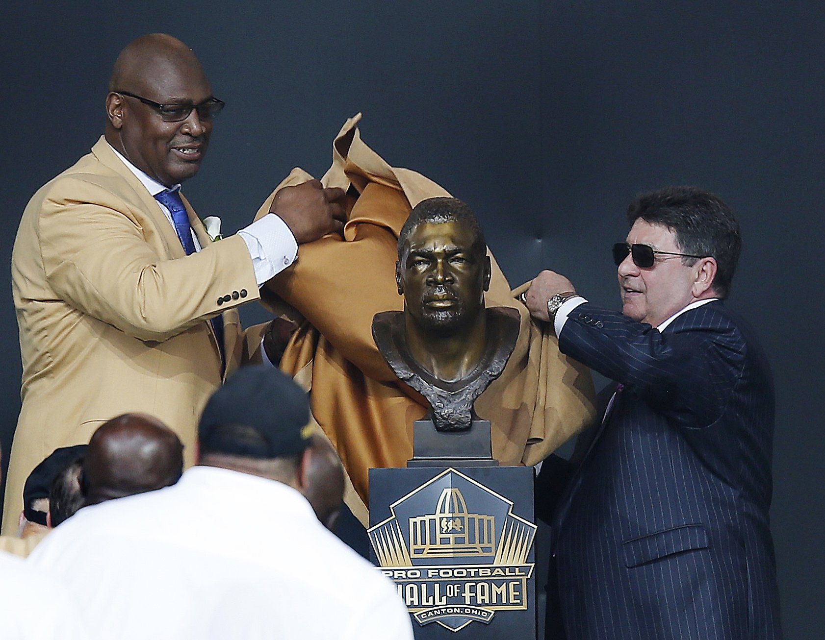 Bay Area greats Charles Haley, Tim Brown join NFL Hall of Fame