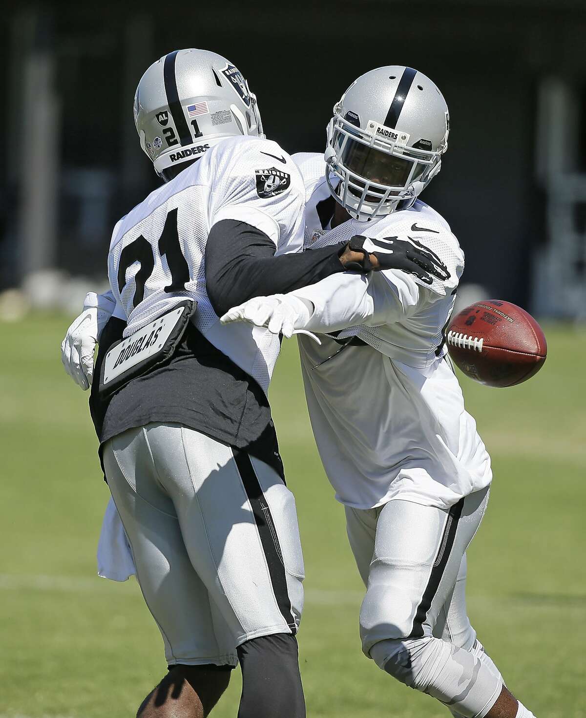 Oakland Raiders: What Should Be Done About D.J. Hayden